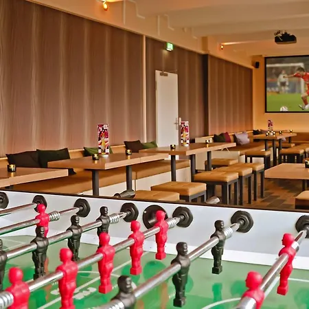 Hostal Pangeapeople &