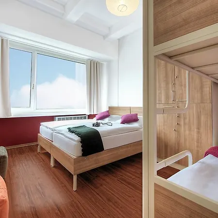 Hostel Pangeapeople &